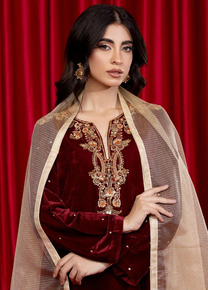 Shamooz Pret Embroidered Velvet 3 Piece Suit SVK-002 Maroon