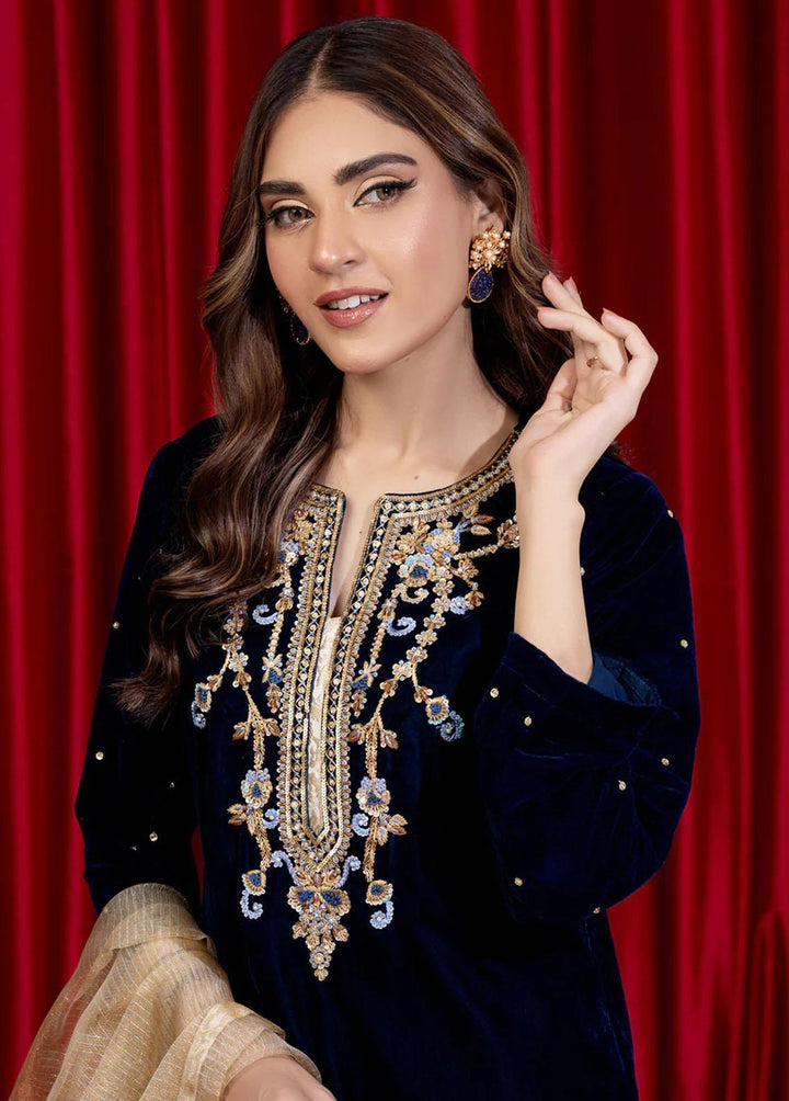 Shamooz Pret Embroidered Velvet 3 Piece Suit SVK-003 Teal Blue