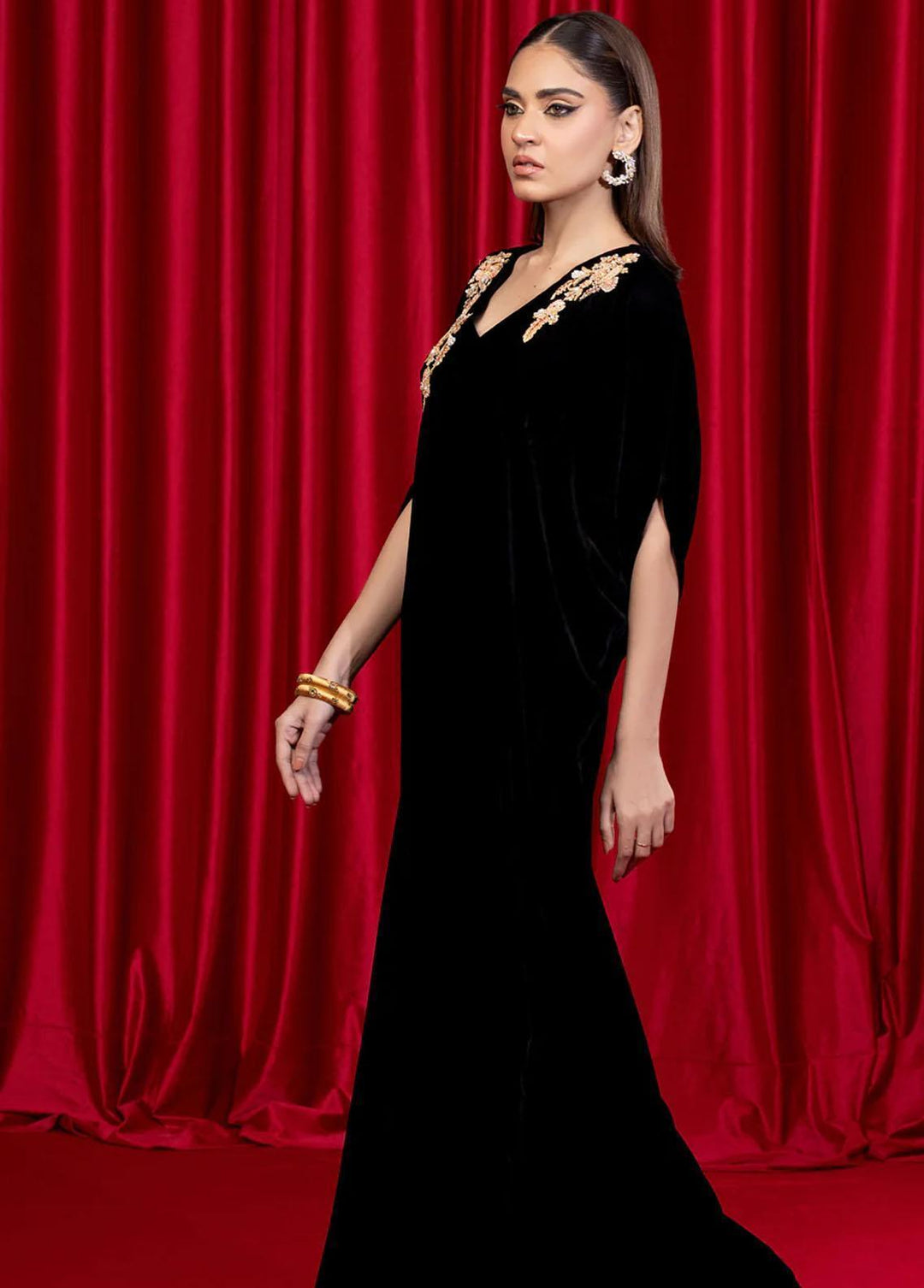 Shamooz Pret Embroidered Velvet Kaftan SVK-004 Black