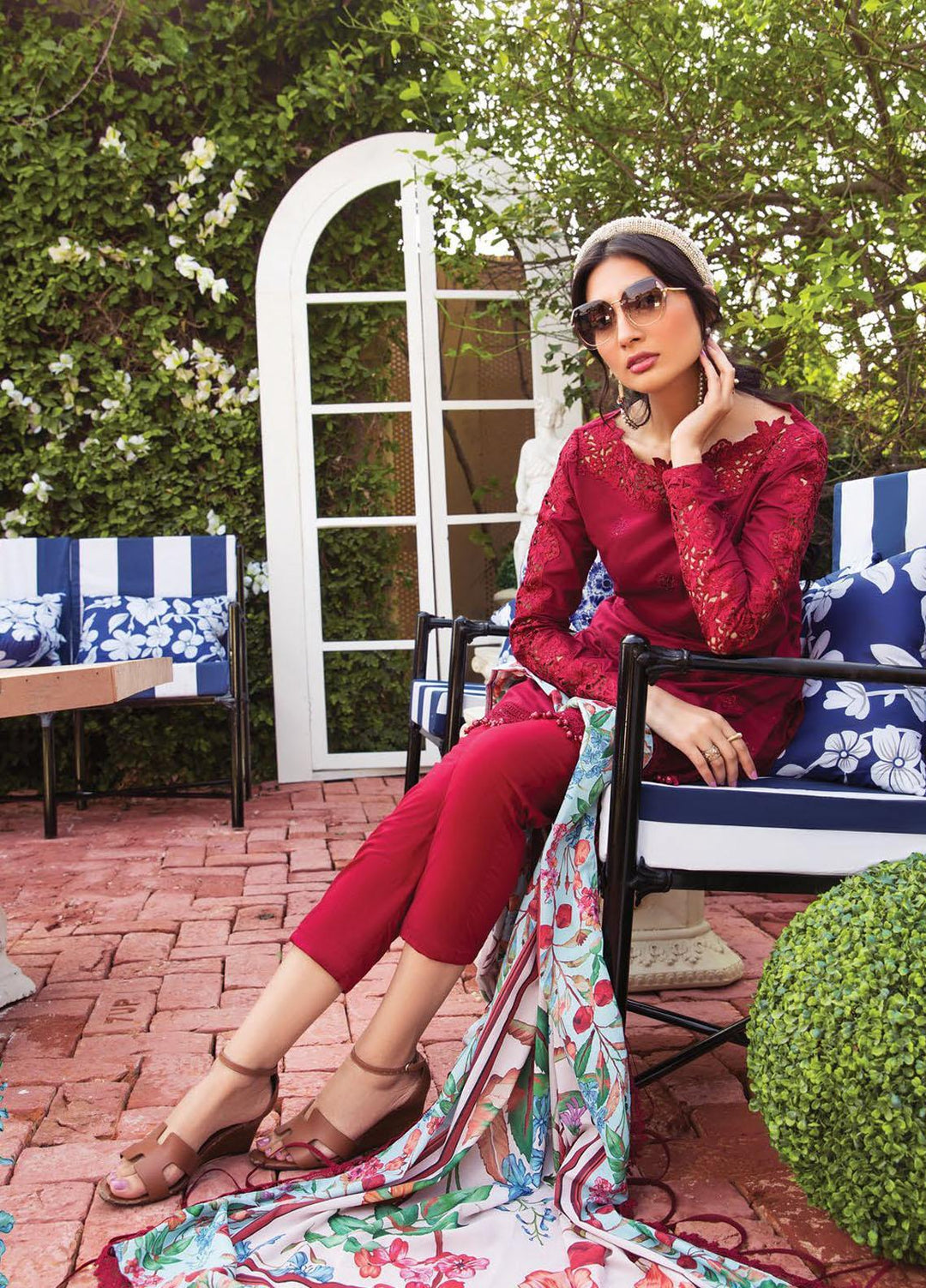 Secret Garden By Maria B Printed Lawn Suits Unstitched 3 Piece MB22SG MPT-1303-B - Spring / Summer Collection
