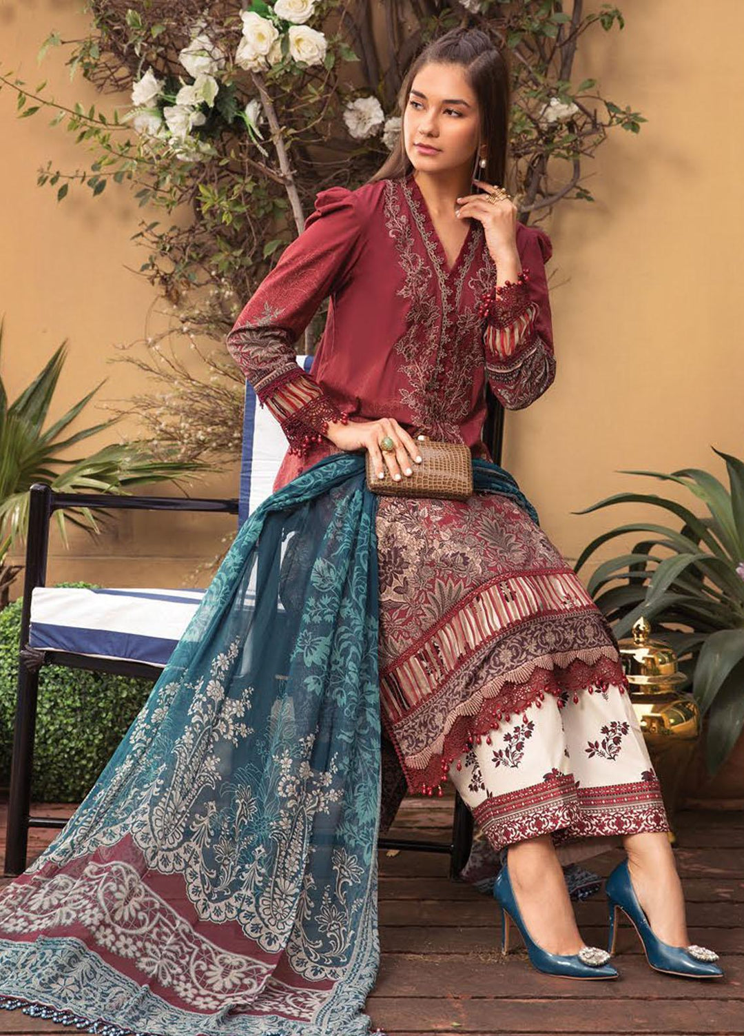Secret Garden By Maria B Printed Lawn Suits Unstitched 3 Piece MB22SG MPT-1307-B - Spring / Summer Collection