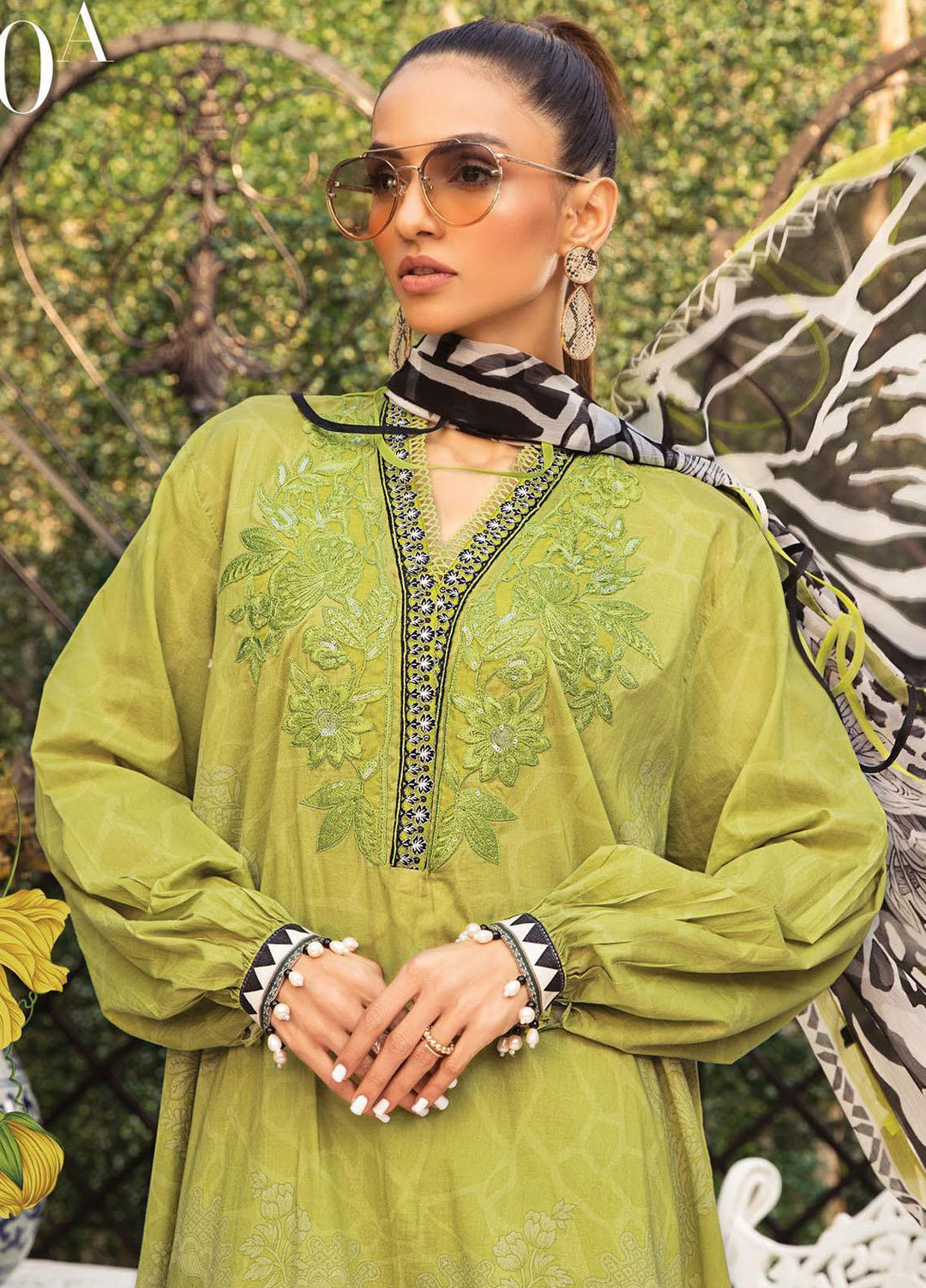 Secret Garden By Maria B Printed Lawn Suits Unstitched 3 Piece MB22SG MPT-1310-A - Spring / Summer Collection