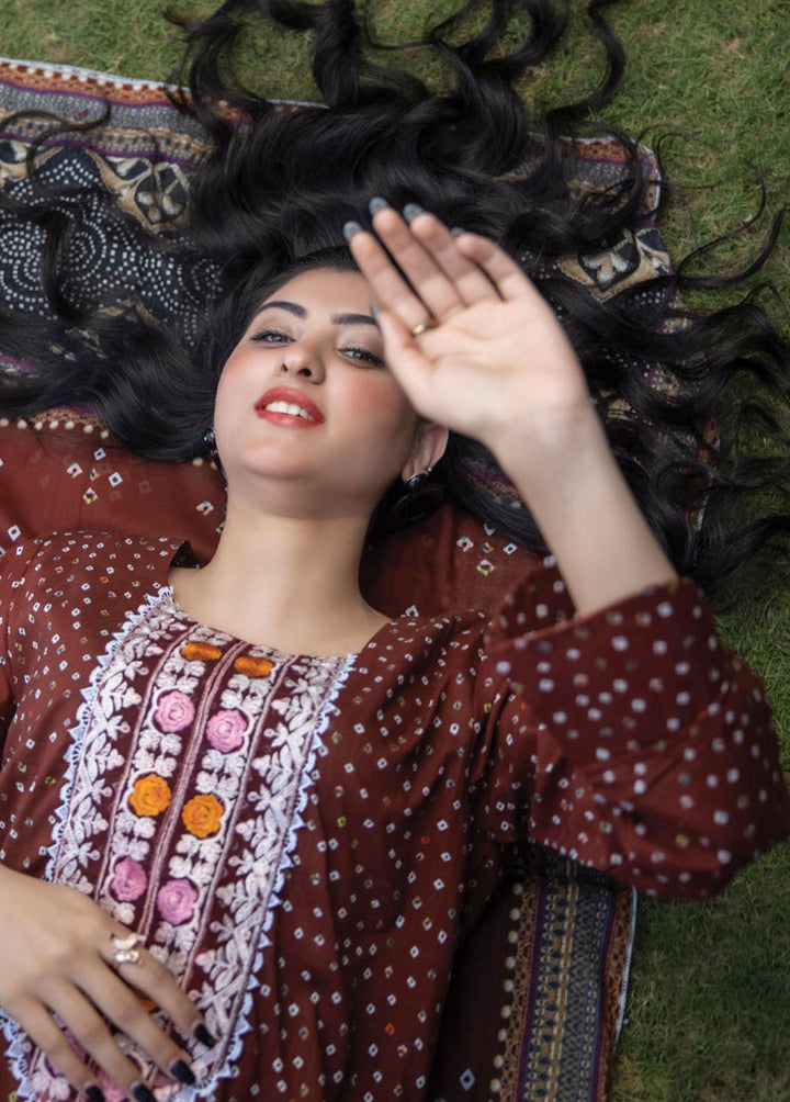 Sehr By Saphron Embroidered Lawn Suits Unstitched 3 Piece SPH23S D-10 - Summer Collection