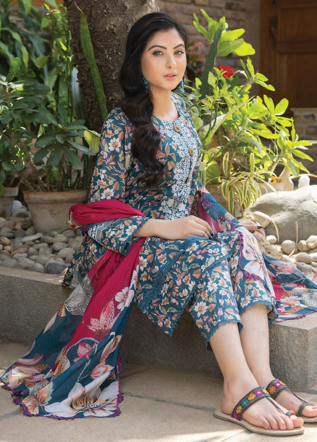 Sehr By Saphron Embroidered Lawn Suits Unstitched 3 Piece SPH23S D-4 - Summer Collection