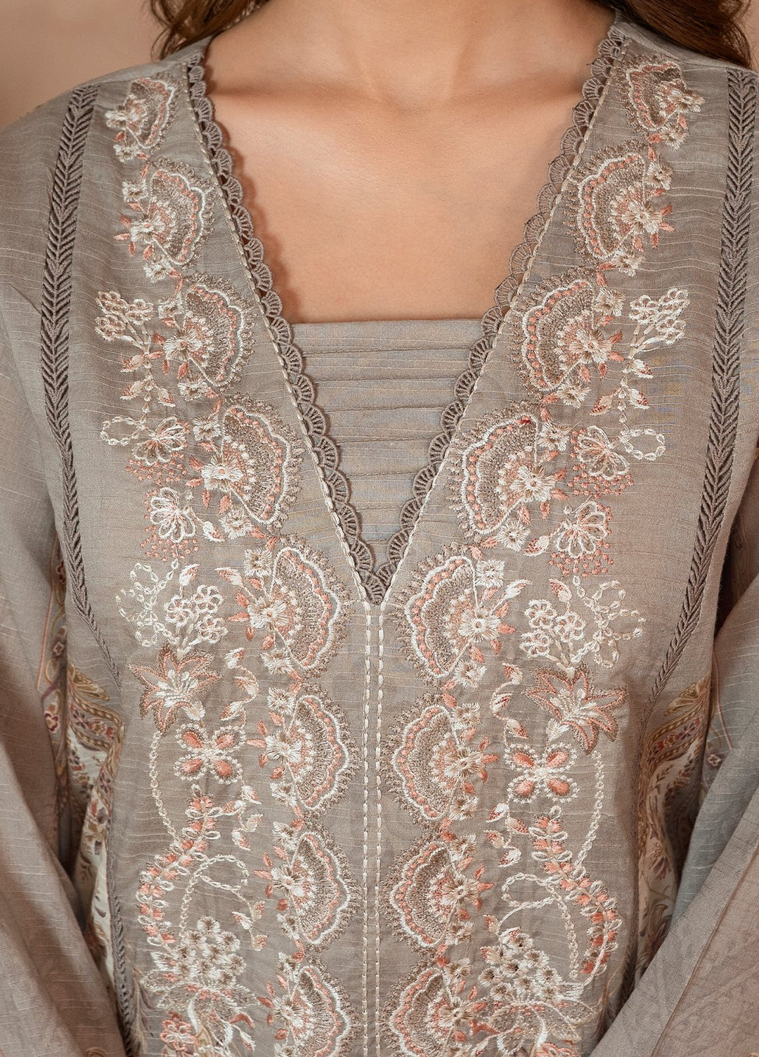 Selene by Meerak Pret Embroidered Slub Lawn 3 Piece Suit Ilaria