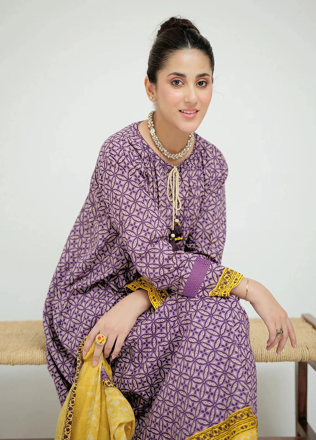 Senorita Pret Casual Cotton Lawn 3 Piece Suit for Ladies LAD-02688