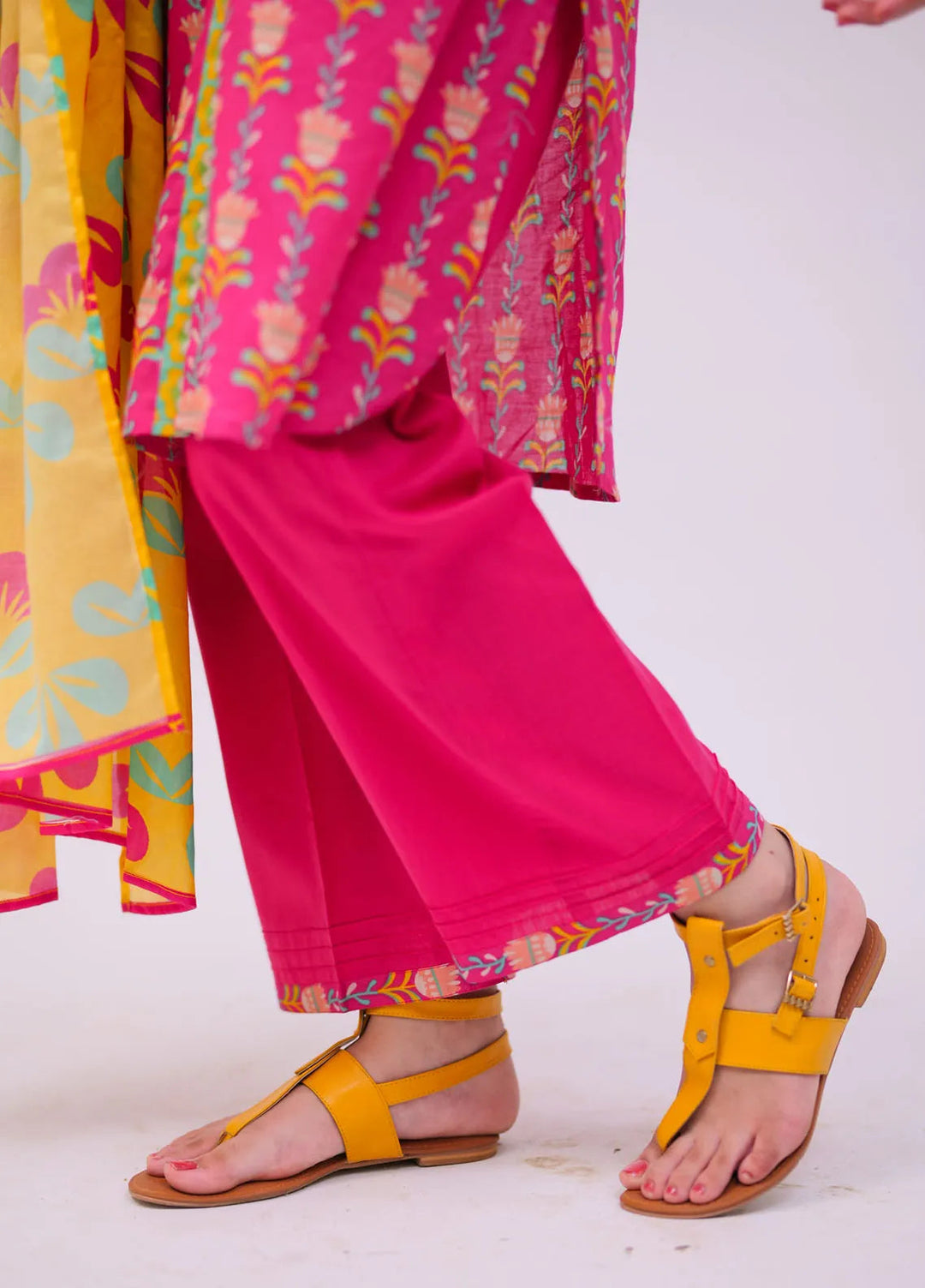 Senorita Pret Casual Cotton Lawn 3 Piece Suit GAD-02748