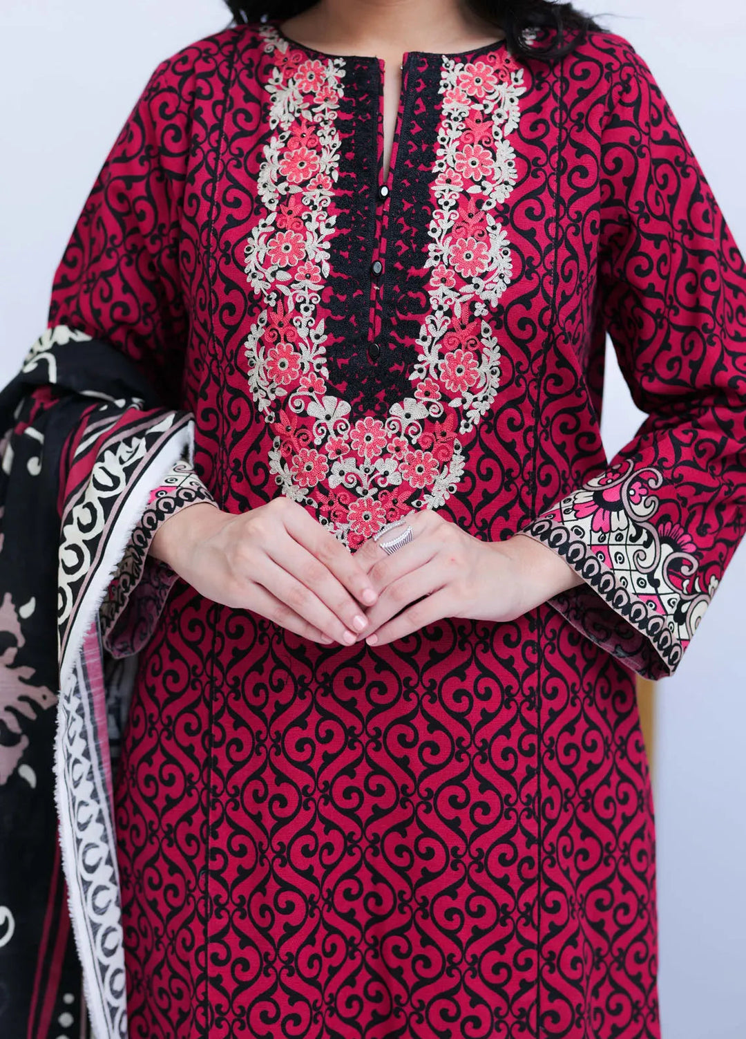 Senorita Pret Casual Khaddar 3 Piece Suit LAD-02548