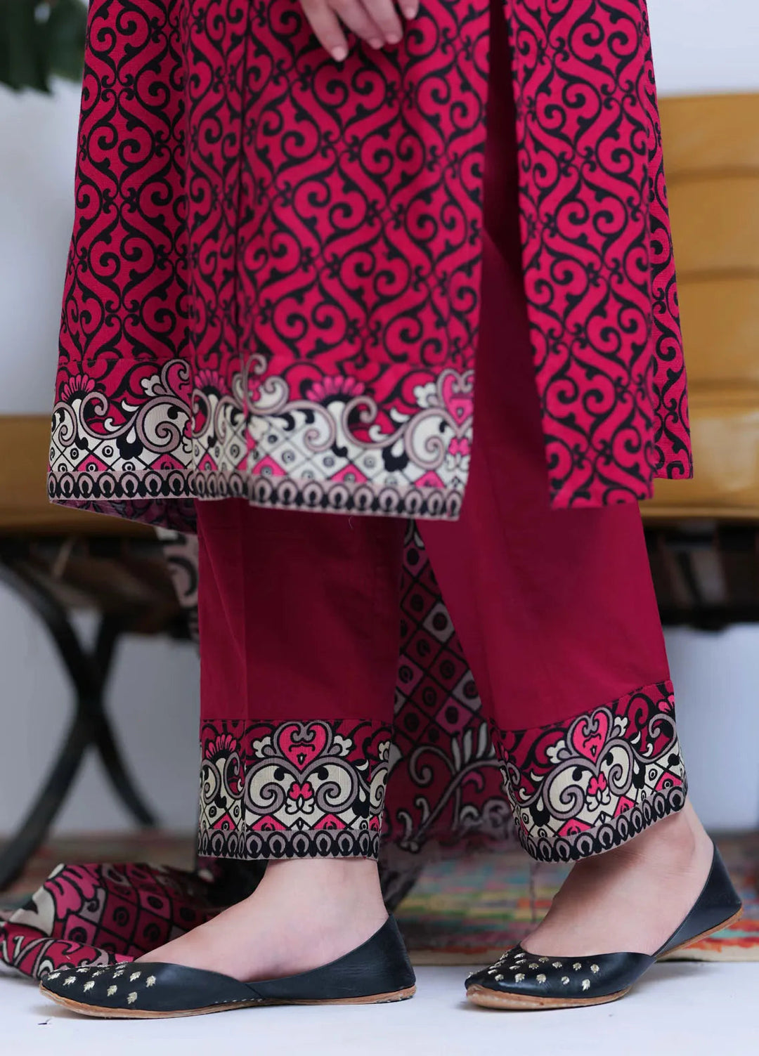 Senorita Pret Casual Khaddar 3 Piece Suit LAD-02548