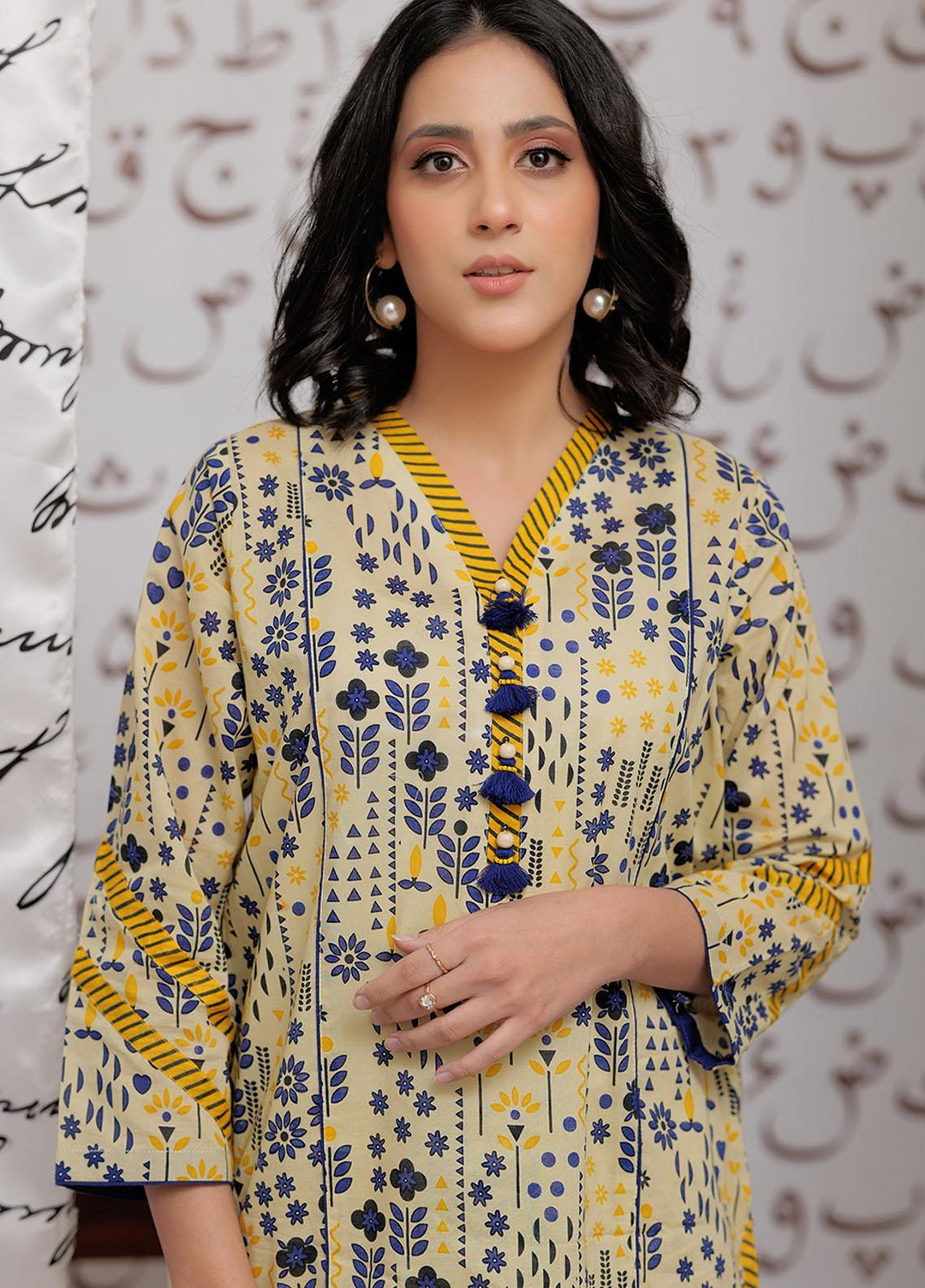 Senorita Casual Pret  Lawn 2 Piece Suit LAC-02184-YLW/MCL