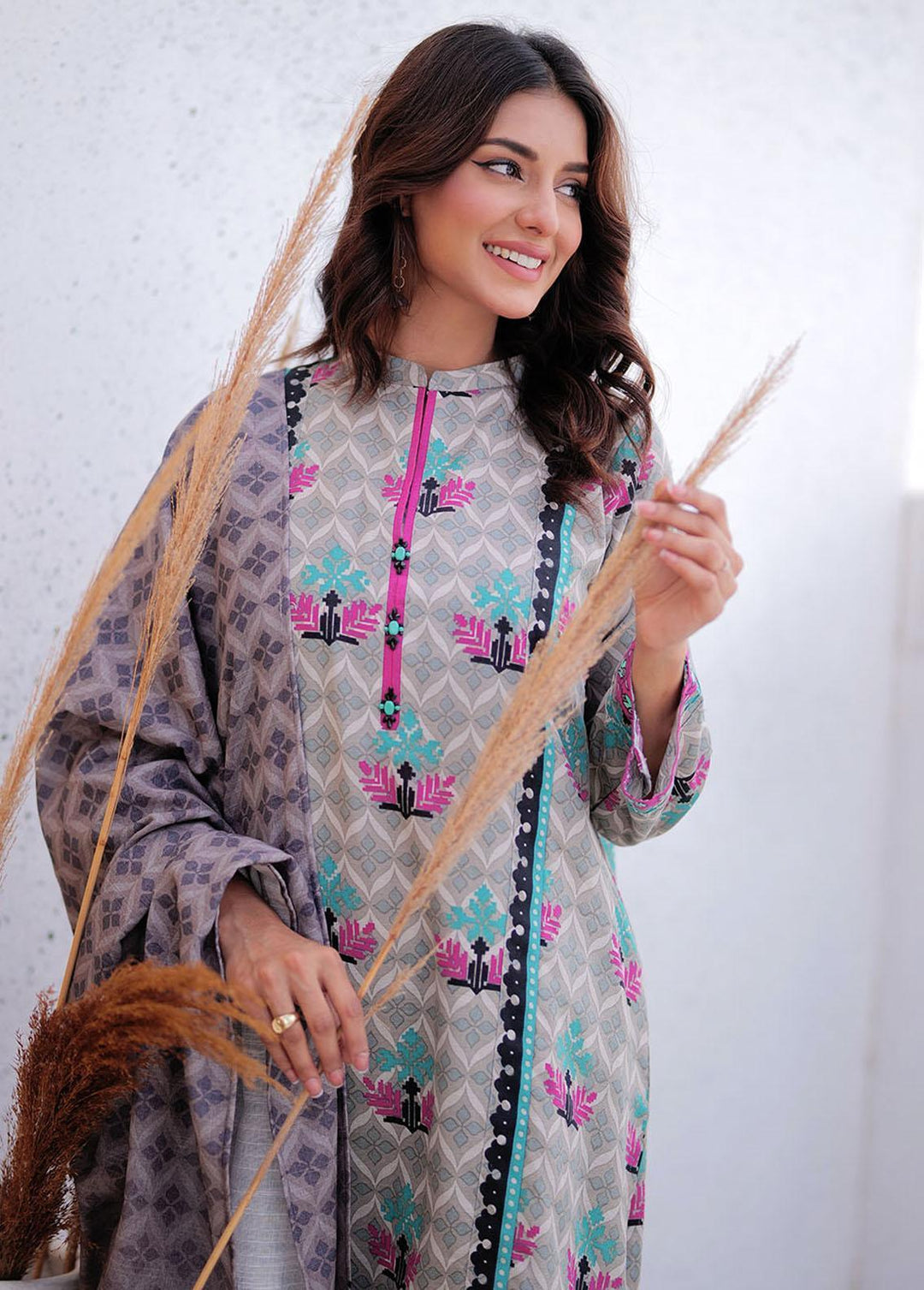 Senorita Khaddar Casual 3 Piece Suit for Women -  LAD-02468