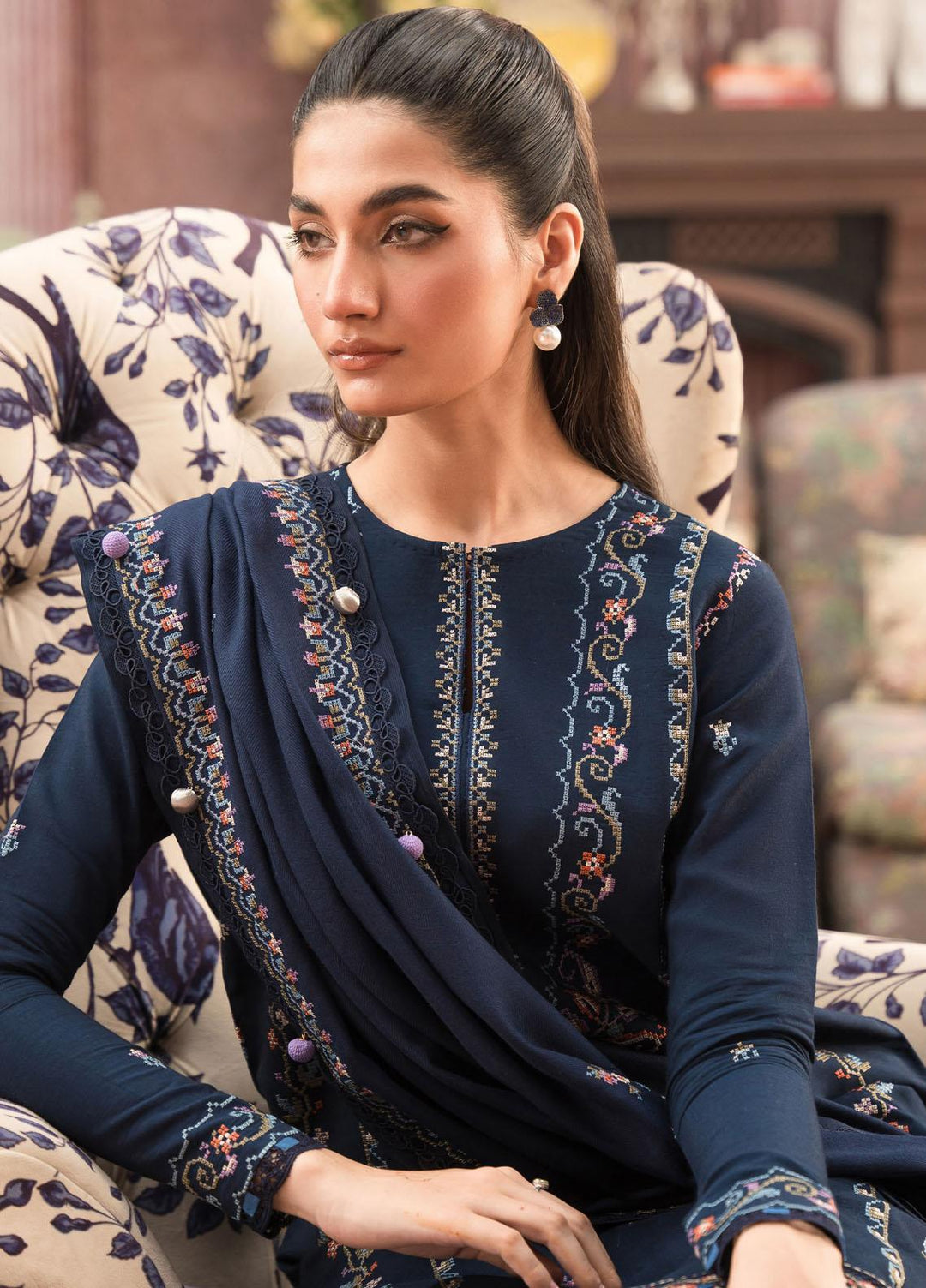 Seran Embroidered Viscose Suits Unstitched 3 Piece SRN23TD D-09 Natalia - Fall/Winter Collection