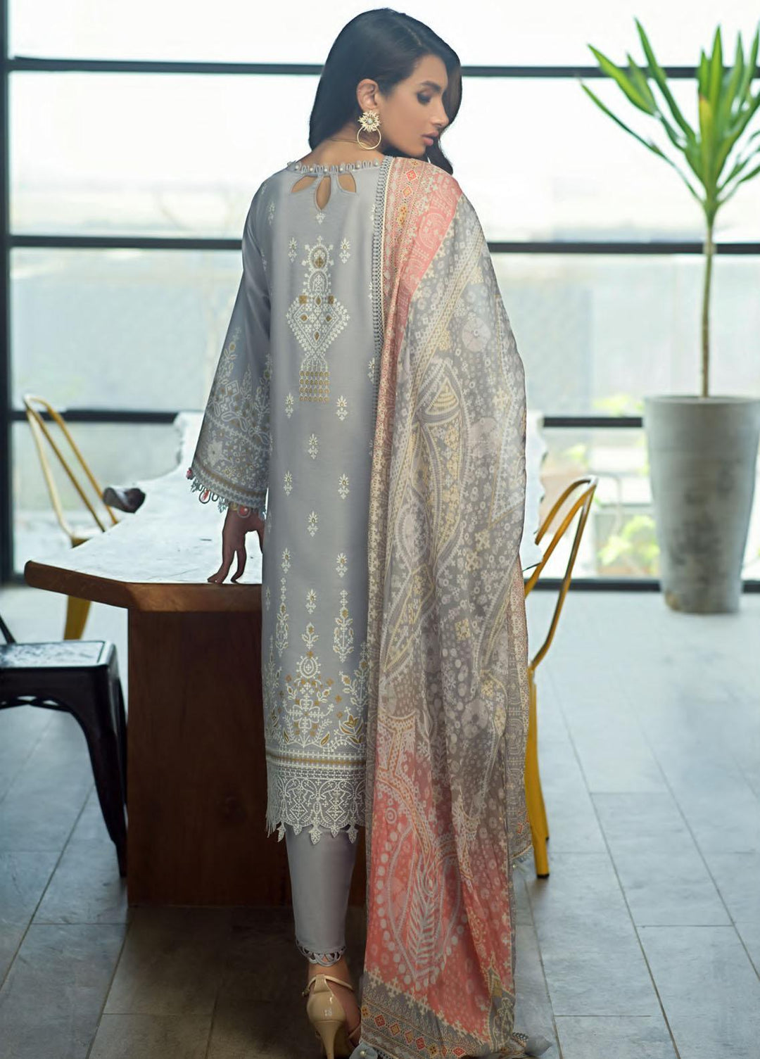 Pearls of the Ocean By Seran Embroidered Lawn Suits Unstitched 3 Piece SRN22PO 06 Harbor Seastar - Eid Collection