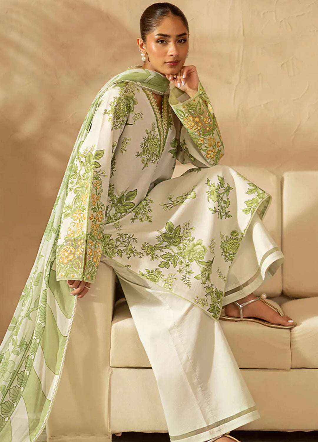 Seran Embroidered Cambric Suit Unstitched 3 Piece SRN24I D-05 - Summer Collection