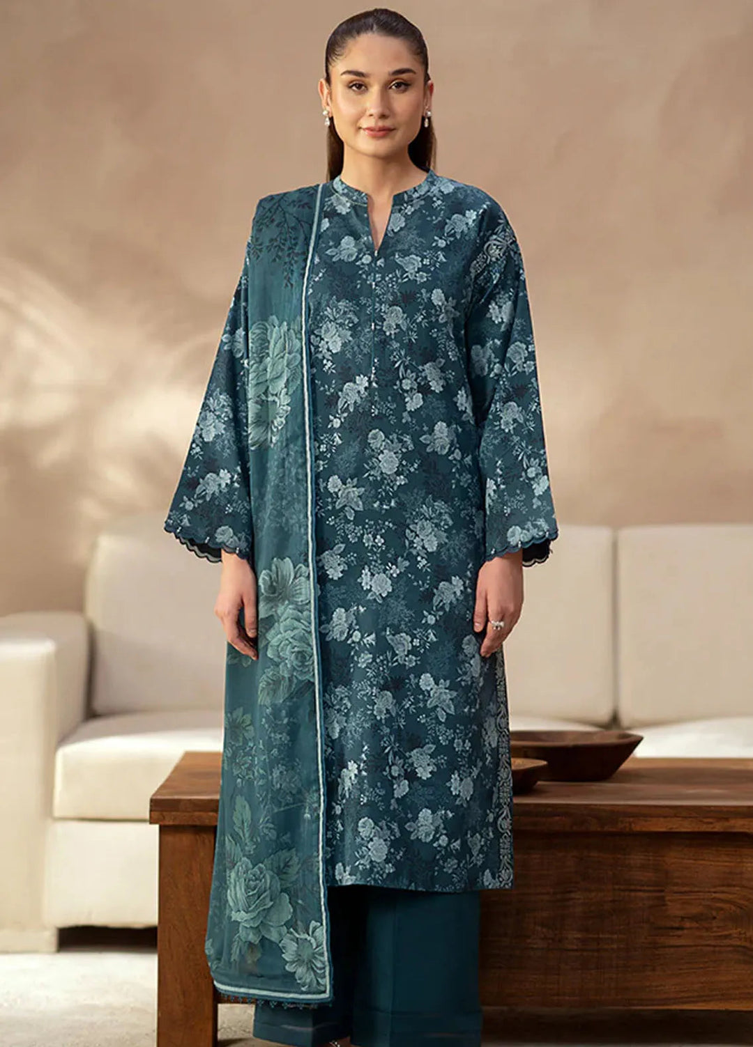 Seran Embroidered Cambric Suit Unstitched 3 Piece SRN24I D-06 - Summer Collection