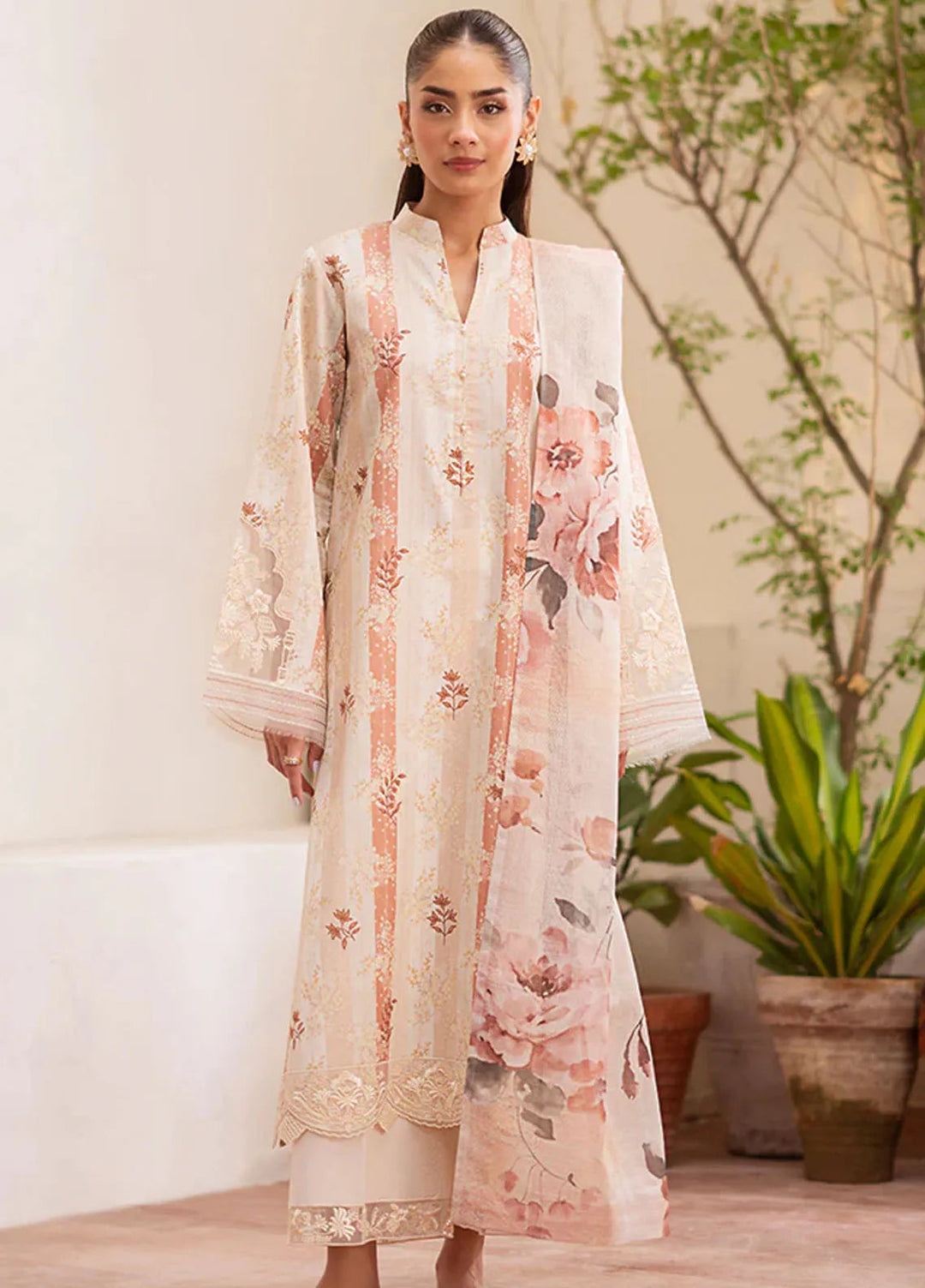 Seran Embroidered Cambric Suit Unstitched 3 Piece SRN24I D-08 - Summer Collection