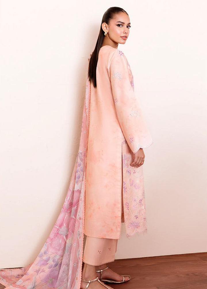 Seran Embroidered Lawn Suits Unstitched 3 Piece SN25ULL D-05 Fayra - Summer Collection