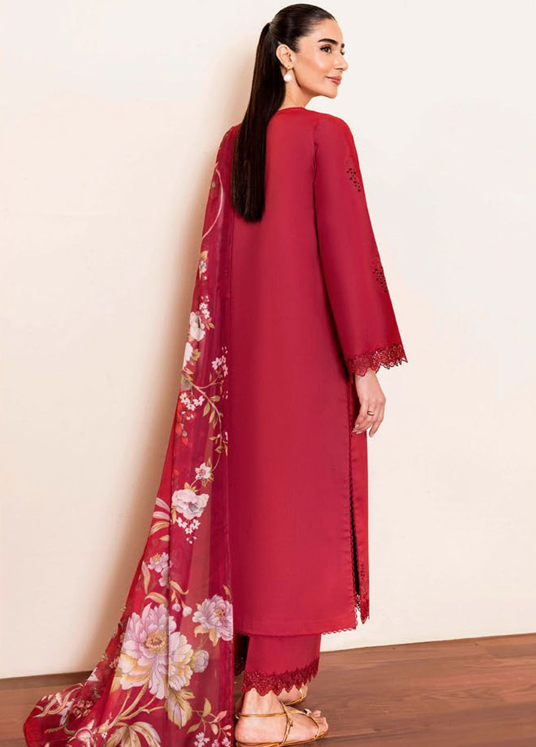 Seran Embroidered Lawn Suits Unstitched 3 Piece SN25ULL D-06 Crimza - Summer Collection