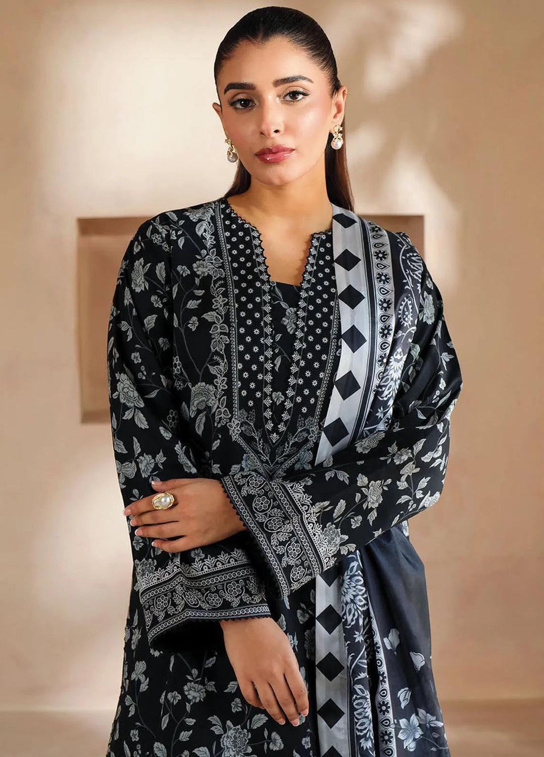 Seran Monochrome Embroidered Lawn Suit Unstitched 3 Piece SRN24M D-08 Eclat - Summer Collection