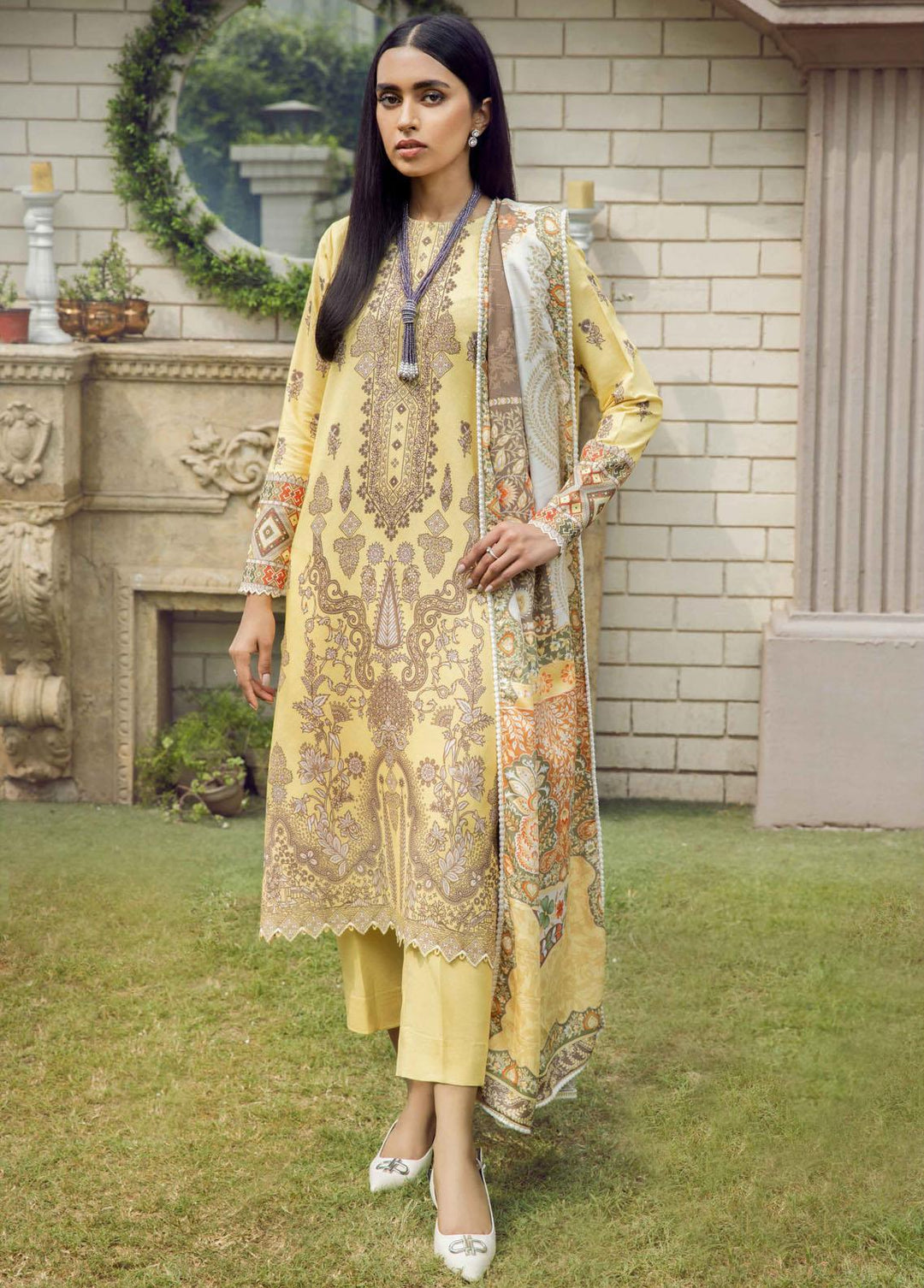 Winter Blossoms By Seran Embroidered Karandi Suits Unstitched 3 Piece SRN22WB 02 Daffodil - Winter Collection