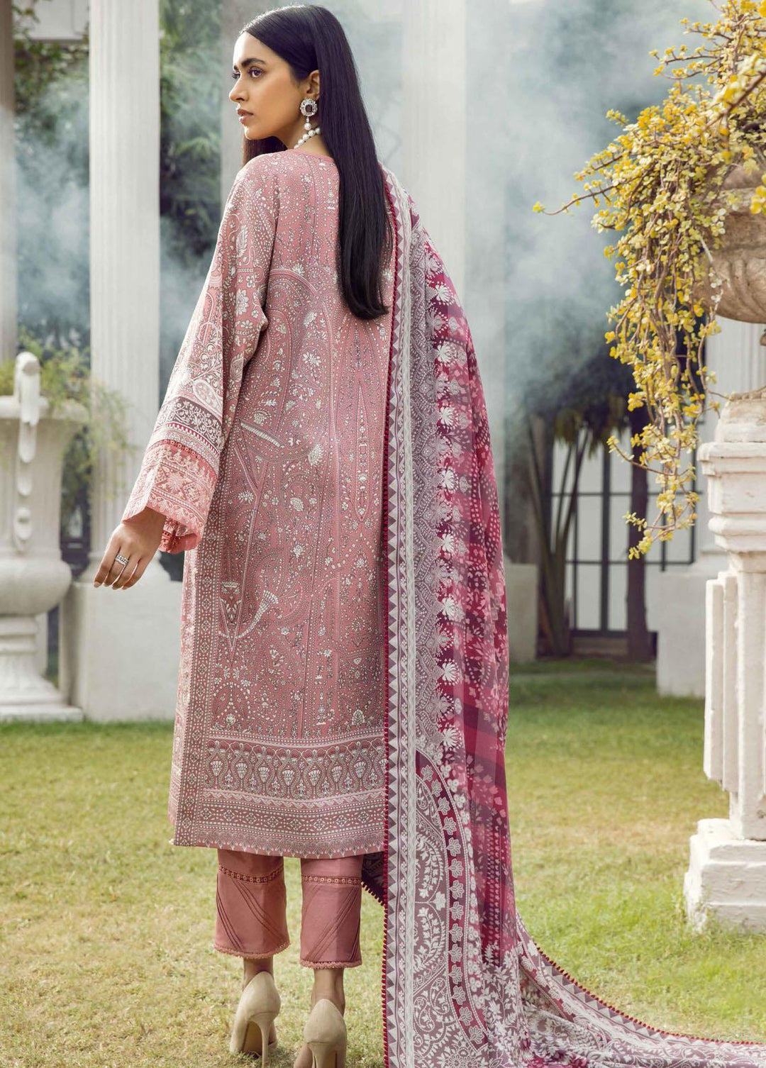 Winter Blossoms By Seran Embroidered Karandi Suits Unstitched 3 Piece SRN22WB 09 Rose - Winter Collection