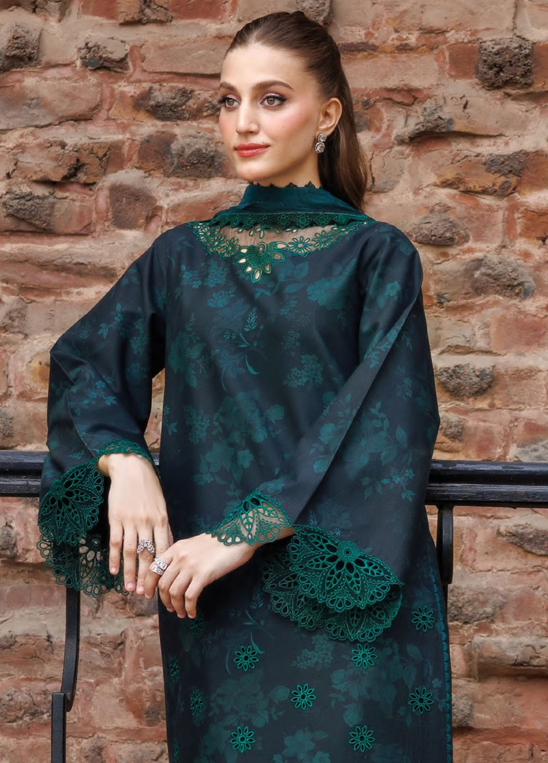 Seraya by Farasha Embroidered Lawn Suits Unstitched 3 Piece FSH25SL D-04 Periveil - Summer Collection