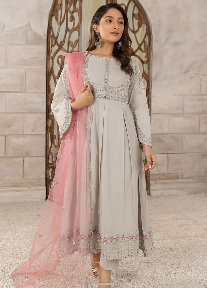 Madame Pret Embroidered Lawn 3 Piece Suit MDM23S 2603