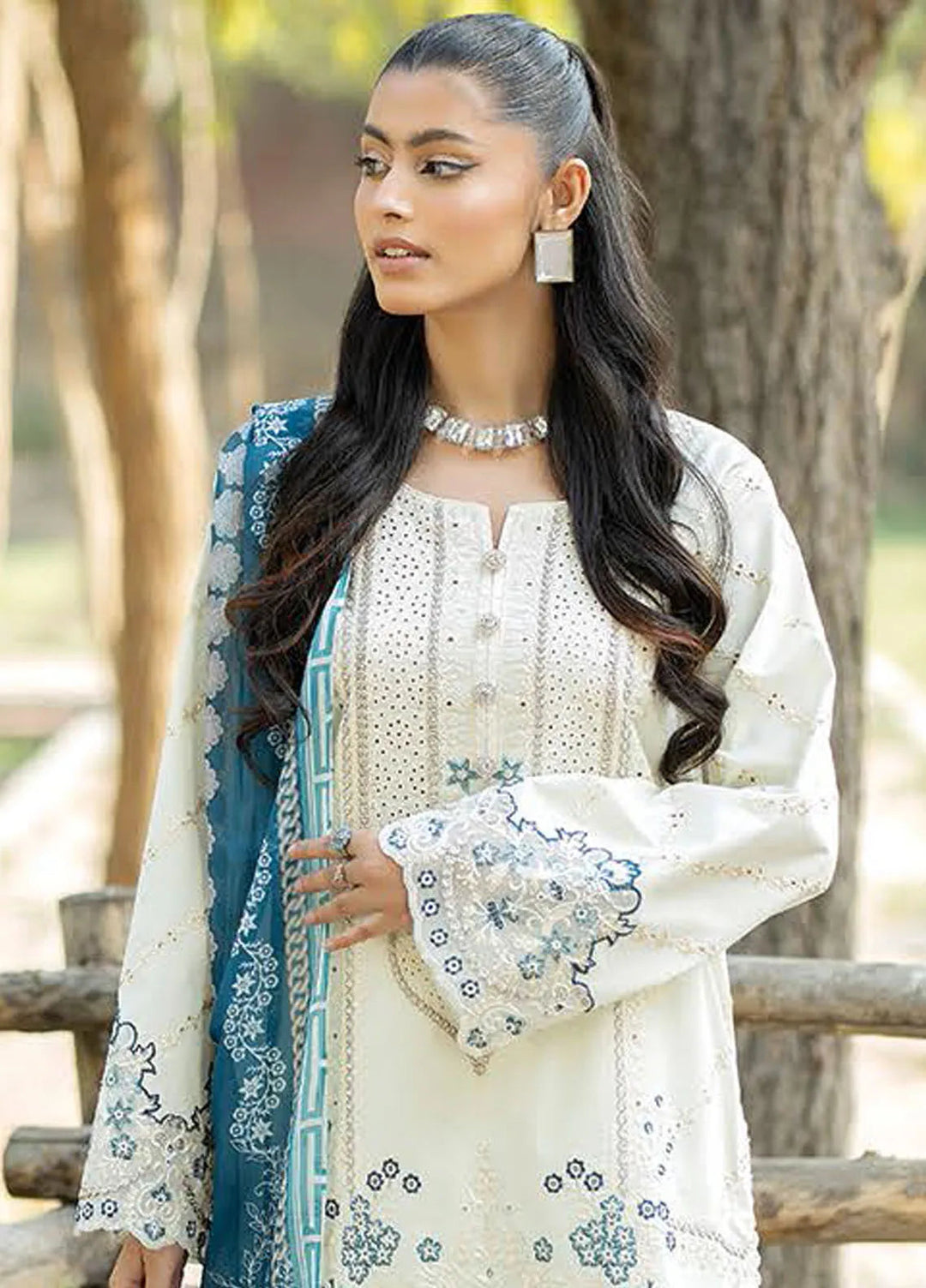 Serene Premium Embroidered Lawn Suit Unstitched 3 Piece SL-69 Nigaar - Summer Collection