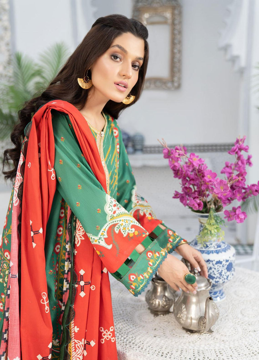 Shaad by Noorangi Embroidered Lawn Suits Unstitched 3 Piece NR22SD AKHRAAZ - Summer Collection