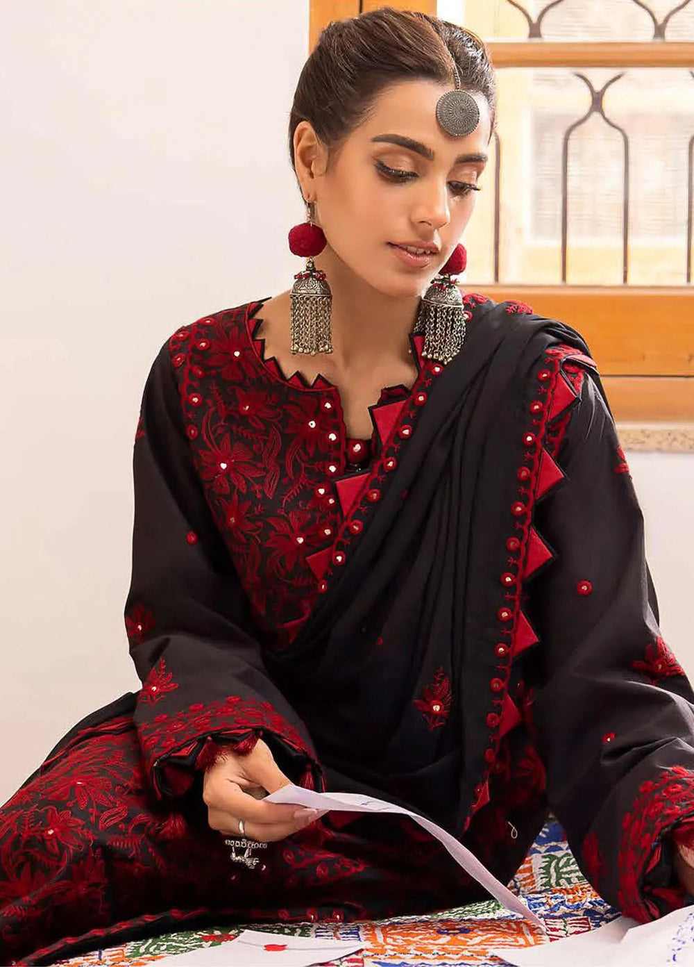 Shadow Work By Asim Jofa Embroidered Lawn Unstitched Suit 3 Piece AJ23SW AJSW-22 - Luxury Festive Collection