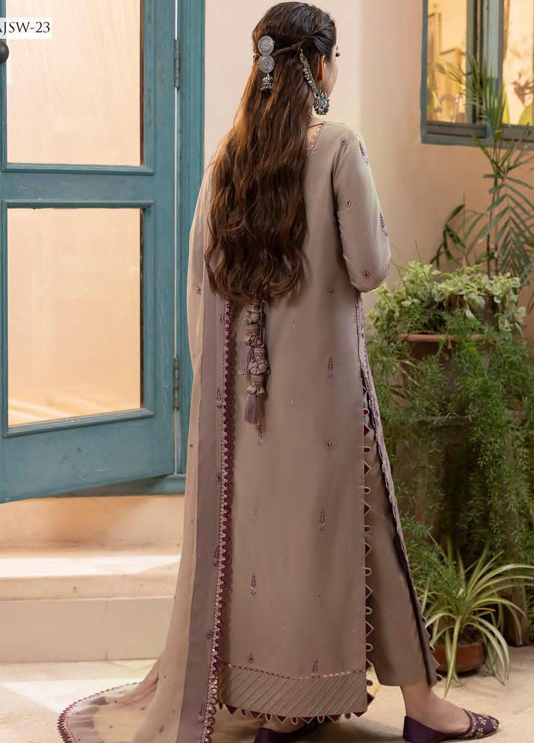 Shadow Work By Asim Jofa Embroidered Lawn Suits Unstitched 3 Piece AJ23SW AJSW-23 - Luxury Festive Collection