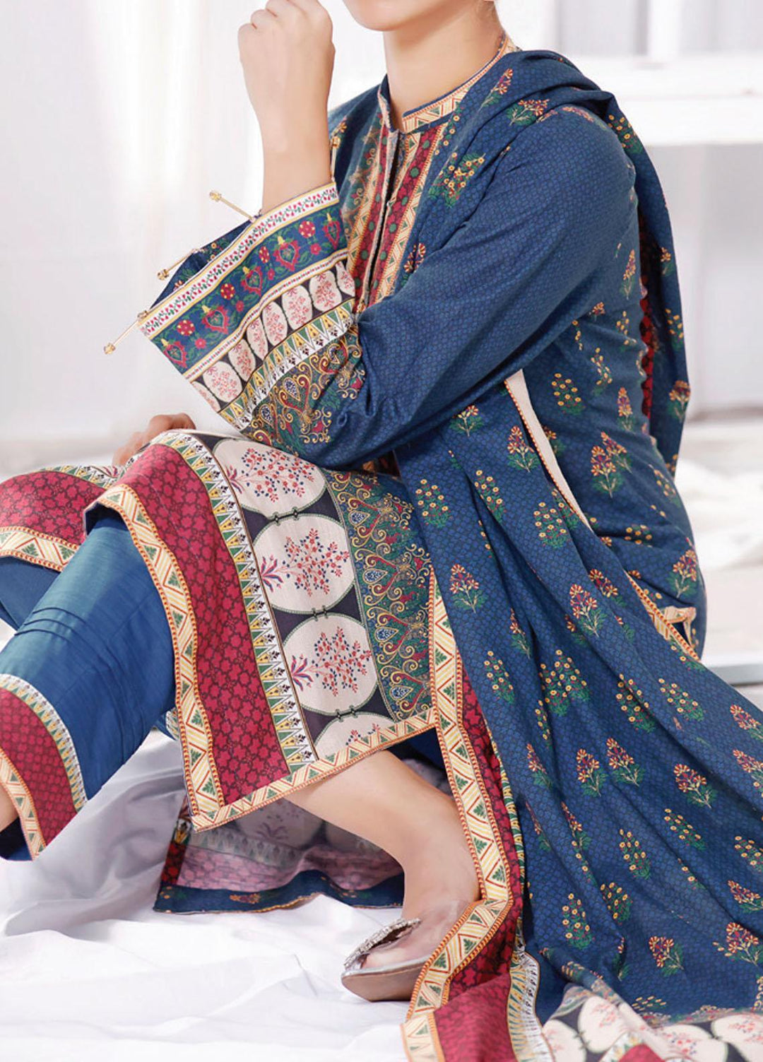 Shahkar by VS Textiles Printed Khaddar Suits Unstitched 3 Piece VS21SHK D-115 - Winter Collection