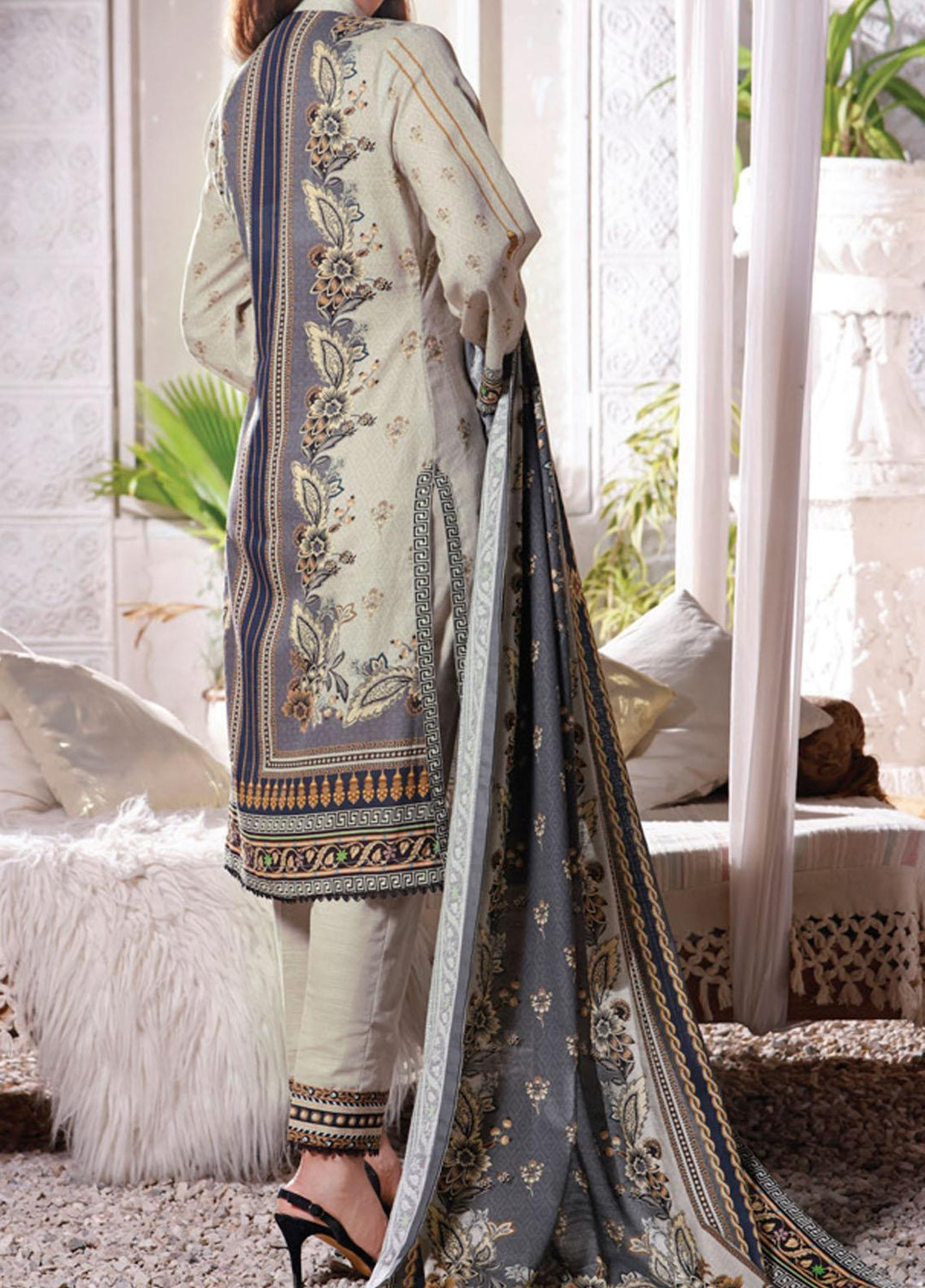 Shahkar by VS Textiles Printed Khaddar Suits Unstitched 3 Piece VS21SHK D-123 - Winter Collection