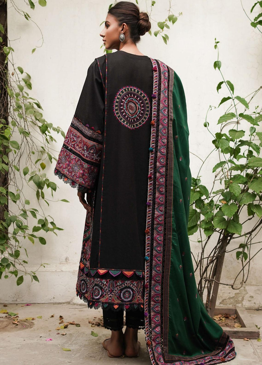 Shahtoosh By Jazmin Embroidered Khaddar Suits Unstitched 3 Piece JZ22SW 02 Aafaq - Winter Collection
