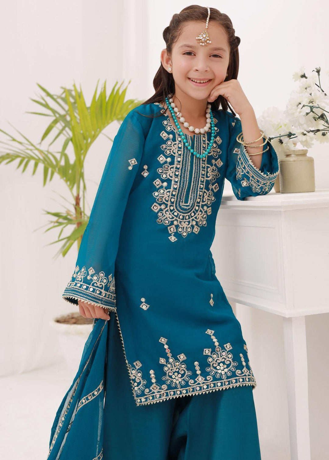 Shahzeb Textiles Chiffon Embroidered Girls 3 Piece Suit -  ST23K Blue