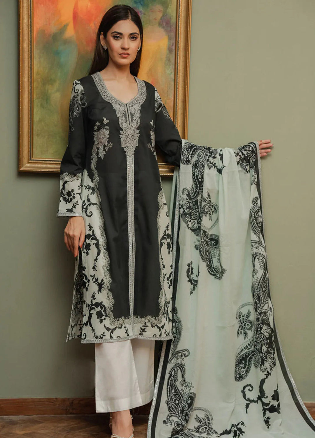 Shamaeel Ansari Pret Embroidered Lawn 3 Piece Suit LE-01