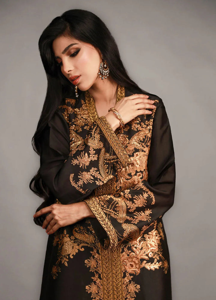 Shamaeel Ansari Pret Embroidered Silk 3 Piece Suit TRE-08