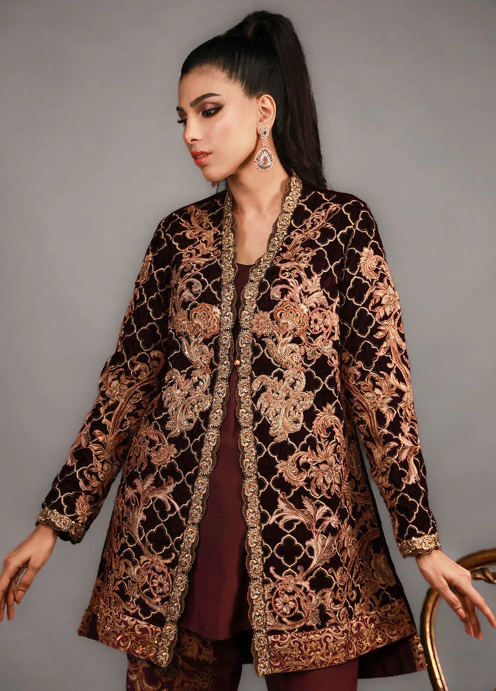 Shamaeel Ansari Pret Embroidered Velvet 2 Piece Suit TRE-06