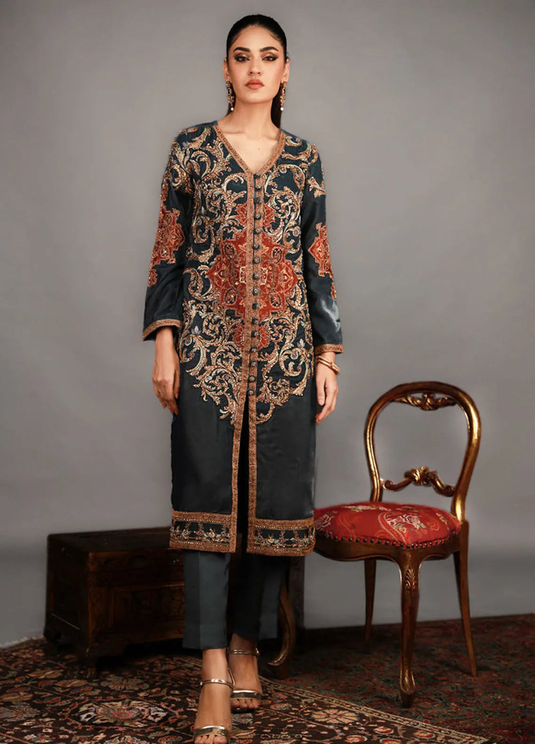 Shamaeel Ansari Pret Embroidered Velvet 2 Piece Suit TRE-11