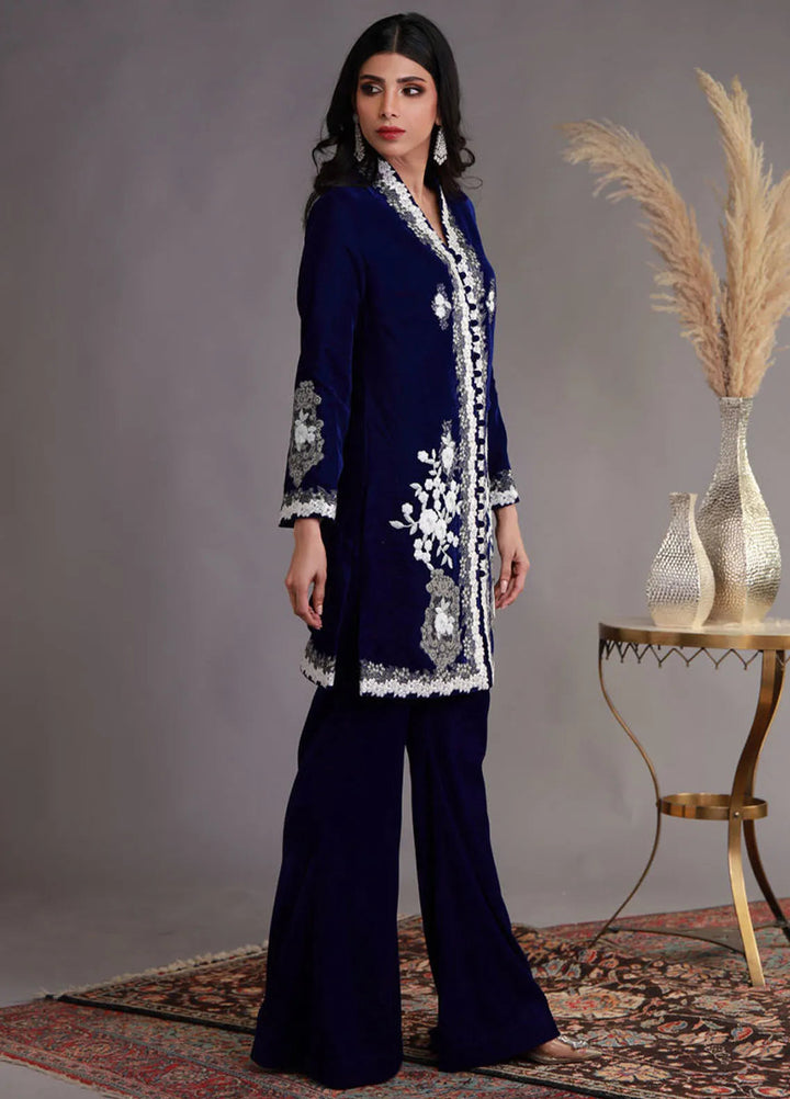 Shamaeel Ansari Pret Embroidered Velvet 3 Piece Suit WFE-09