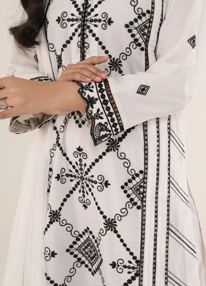 Shamooz Pret Embroidered Cotton 3 Piece Suit SE-025