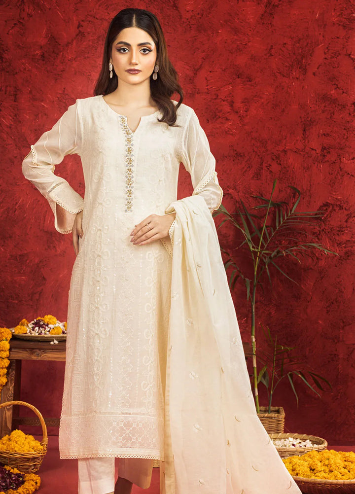 Shamooz Pret Embroidered Khaadi Net 3 Piece Suit SEM-0673