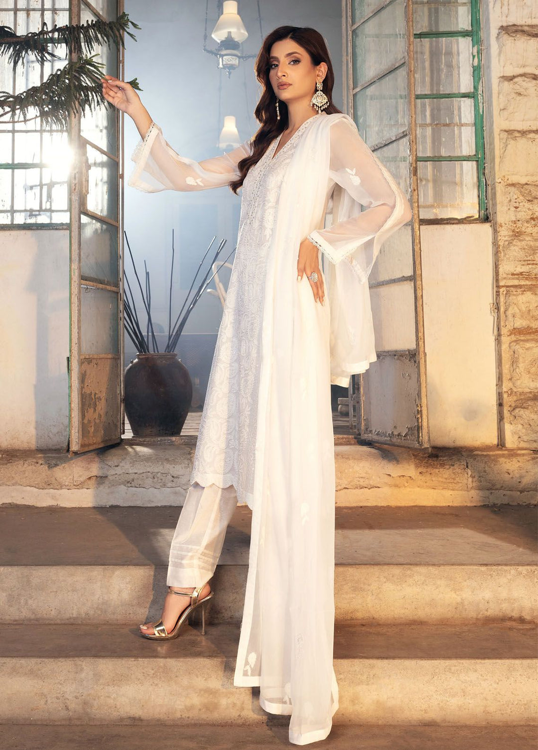 Shamooz Pret Formal Chiffon 3 Piece Suit SEM-0633 White