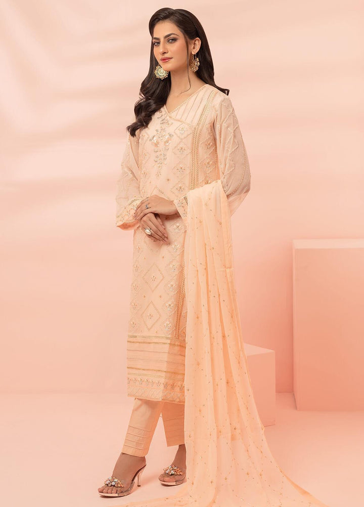 Shamooz Pret Embroidered Chiffon 3 Piece Suit SHM23C Peach SEM-0464