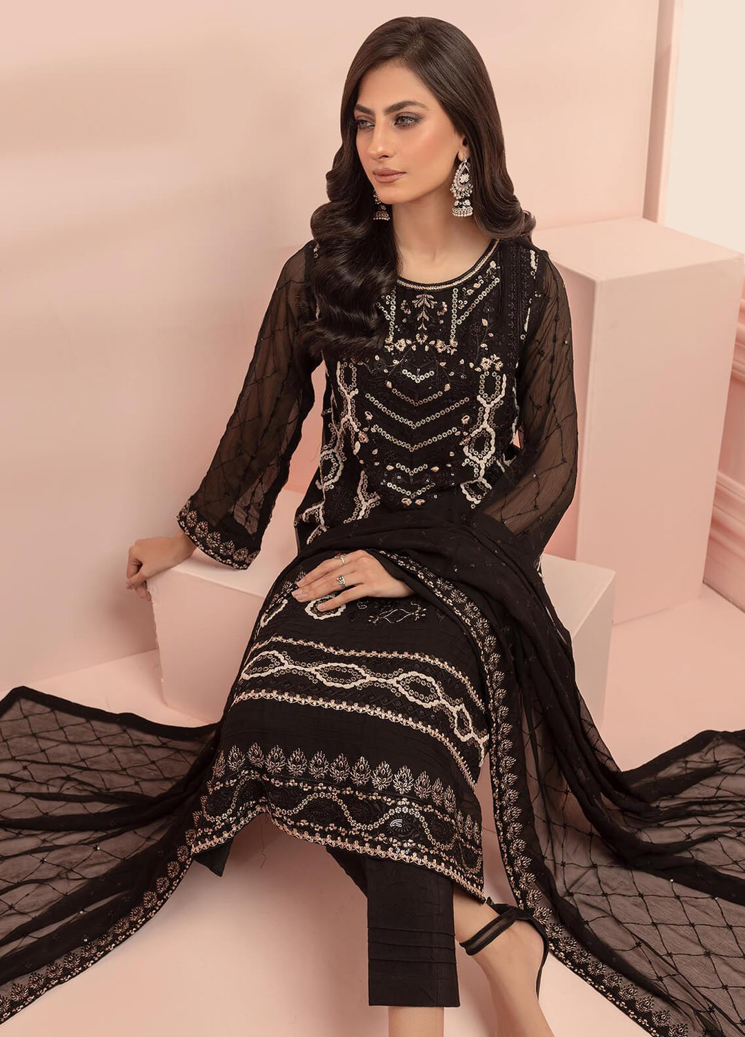 Shamooz Pret Embroidered Chiffon 3 Piece Suit SHM23C SEM-0465