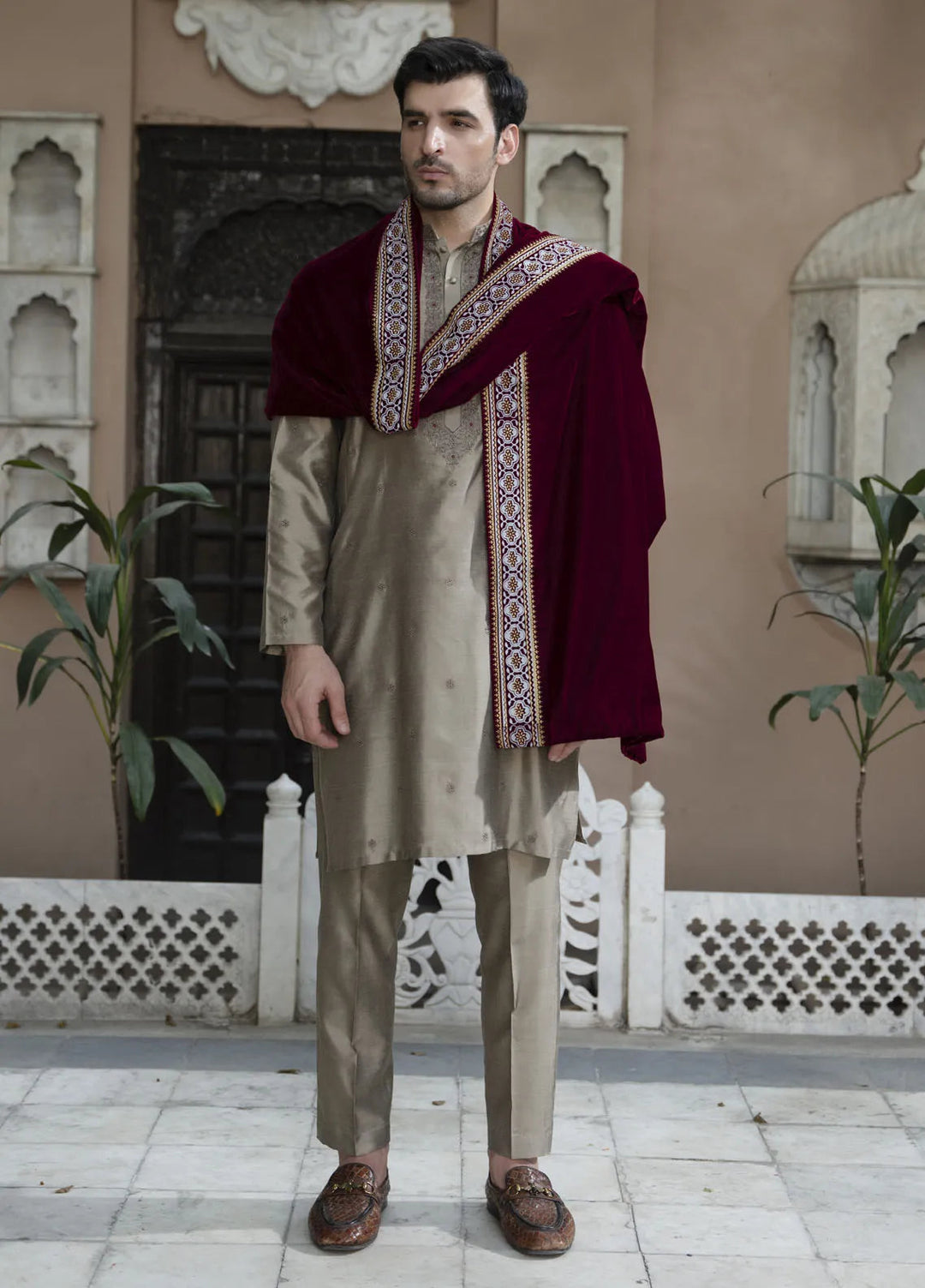 Shehnai by Fabrich Embroidered Velvet Shawl 1 Piece GTS-VS-005 -Mens Collection