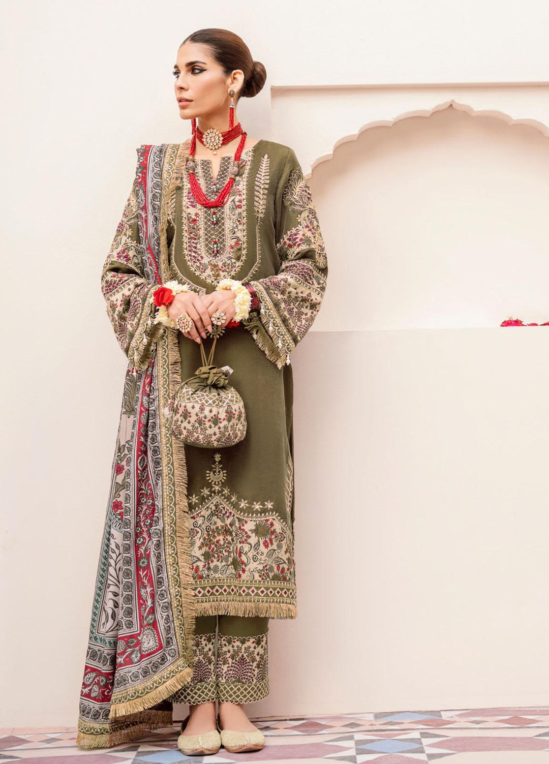 Shehnai By Nureh Embroidered Velvet Suits Unstitched 3 Piece NU22SH NV-24 - Luxury Velvet Collection