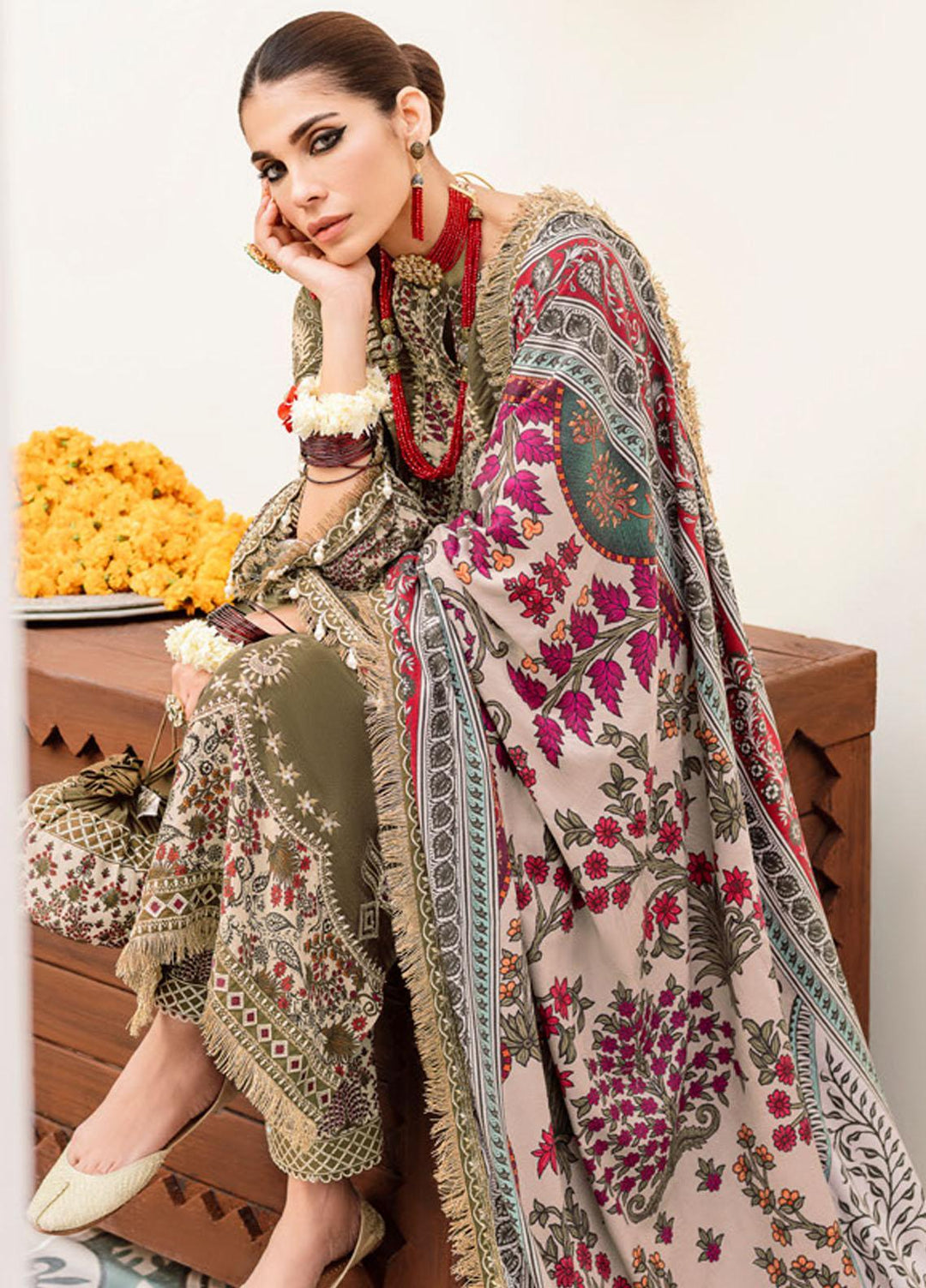 Shehnai By Nureh Embroidered Velvet Suits Unstitched 3 Piece NU22SH NV-24 - Luxury Velvet Collection