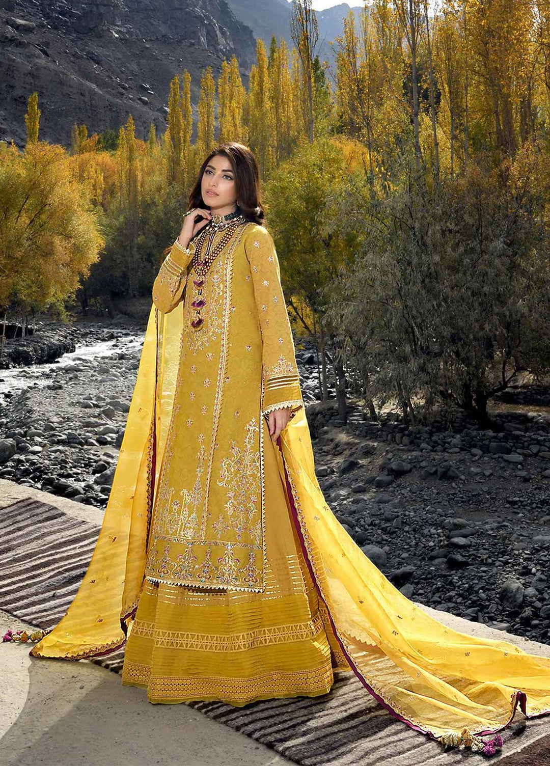 Shehr-e-Yaar By Asim Jofa Embroidered Jacquard Suits Unstitched 3 Piece AJ22SY AJSL 03 - Luxury Collection