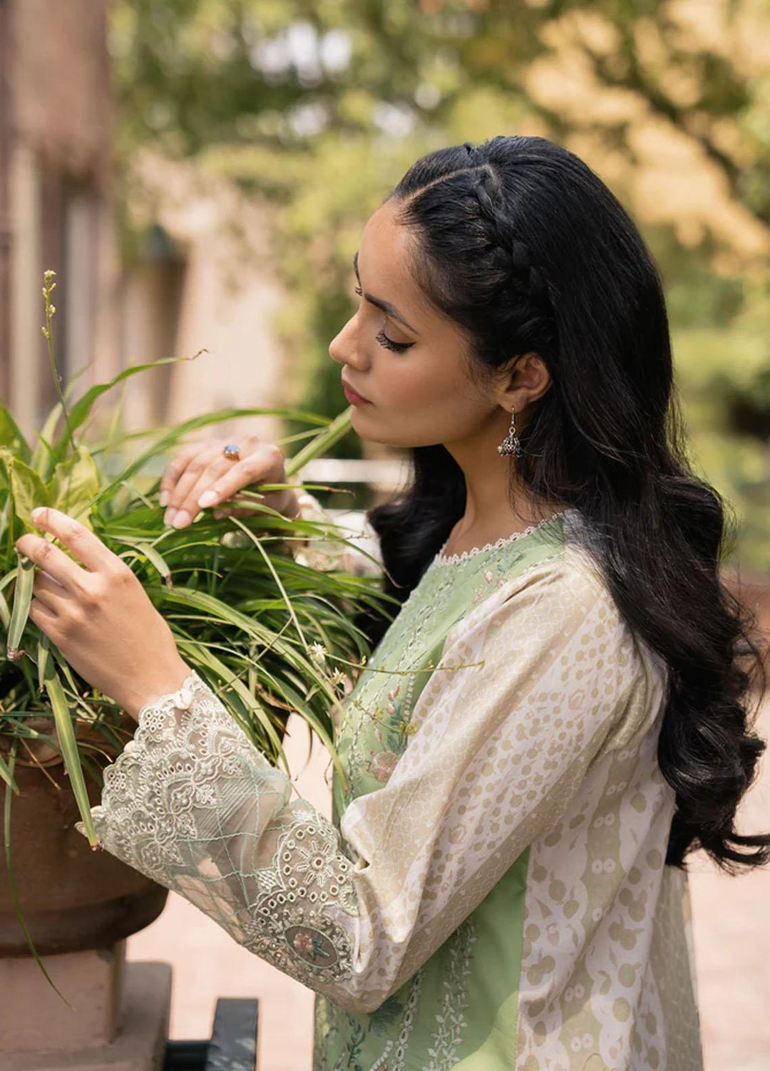 Shezlin By Aabyaan Embroidered Chikankari Suits Unstitched 3 Piece ABY23S AC-08 Nehal - Summer Collection